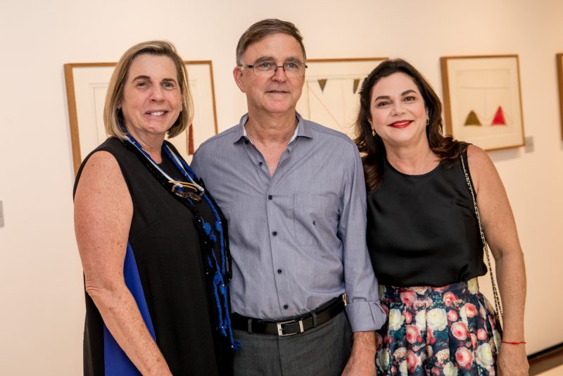 Artes Visuais - Max Perlingeiro apresenta a preview da exposição “Leonilson por Antônio Dias – Perfil de uma Coleção”, na Multiarte