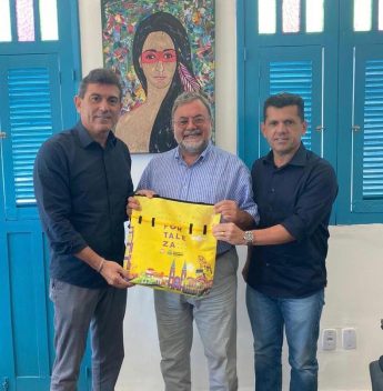Alexandre Pereira e Erick Vasconcelos recebem a visita do Embaixador da Ucrânia, Osvaldo Biato Alexandre Pereira e Erick Vasconcelos recebem a visita do Embaixador da Ucrânia, Osvaldo Biato