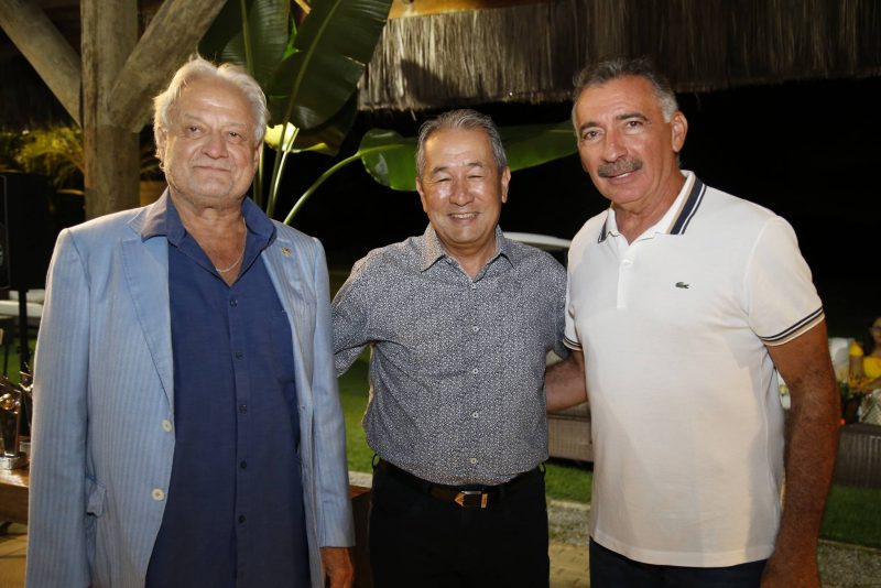 Melhores do Ano - O jogador Max Reis é agraciado com o mais importante trofeu do Golfe do Ceará