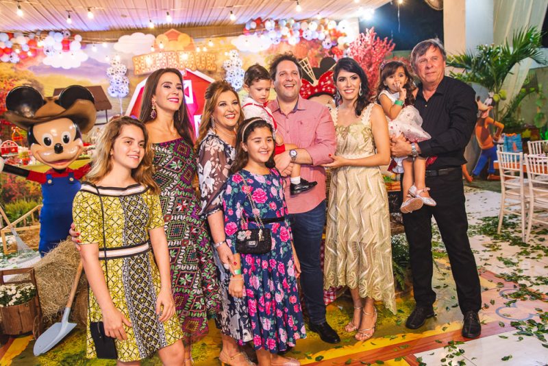 2ª Velinha - A ‘Fazendinha do Mickey’ é o tema do aniversário de Henrique, herdeiro de Daniel Simões e Flávia Laprovitera