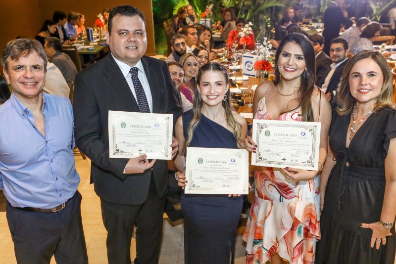 Andre Machado, Felipe Queiroz, Anyssa Montenegro, Mariana Studart E Gina Machado (2)