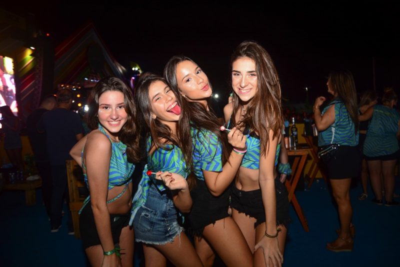 Pré-Carnaval - Movimentando o Terminal Marítimo, Parangolé encerra a temporada do “Meu Bloquinho”