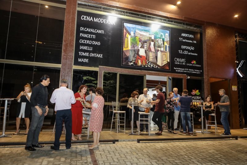 Brindando a arte - Abertura da exposição Cena Moderna marca a inauguração da nova Galeria Mondrian