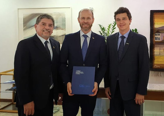 Presidente e vice do CIC visitam Embaixada da Finlândia no DF Presidente e vice do CIC visitam Embaixada da Finlândia no DF