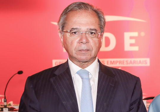 Paulo Guedes afirma que deve apresentar proposta de IVA Dual Paulo Guedes afirma que deve apresentar proposta de IVA Dual