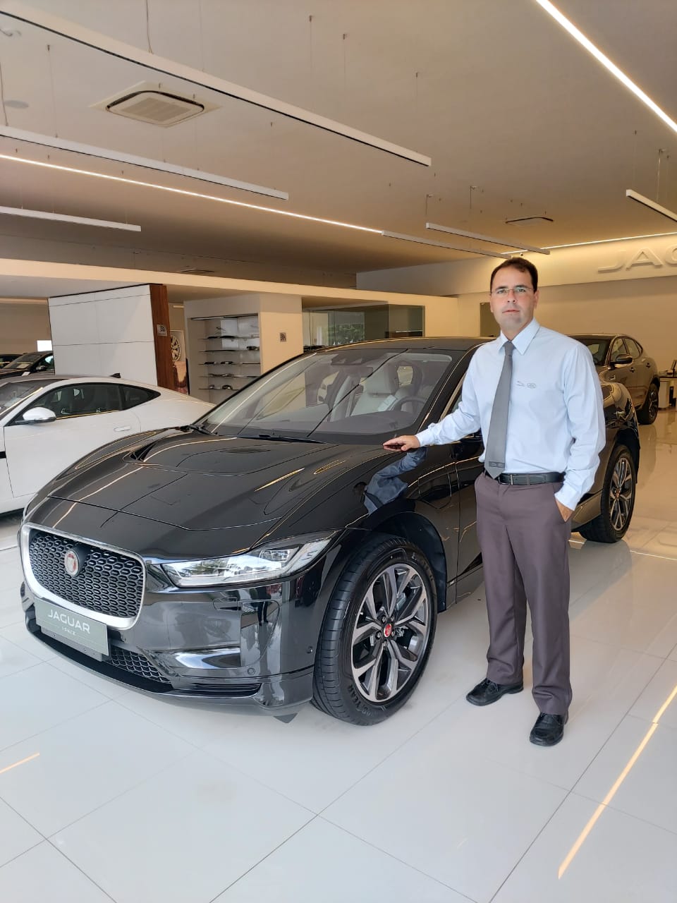 Já na concessionária Extrema, Jaguar I-PACE ganha selo de eficiência energética Já na concessionária Extrema, Jaguar I-PACE ganha selo de eficiência energética