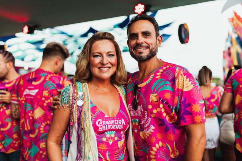 Terra do Frevo - Anitta, Xand, Durval, Elba Ramalho, Simone e Simaria incendeiam o Carnaval de Olinda