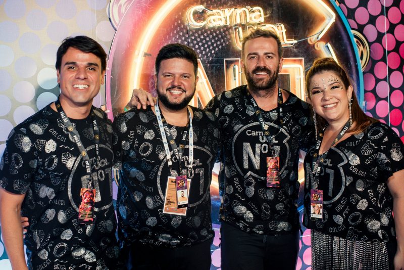 30 anos de Sapucaí - Musas Sabrina Sato, Ísis Valverde, Alessandra Ambrósio e Daniela Sarahyba brilham no Camarote CarnaUOL N°1