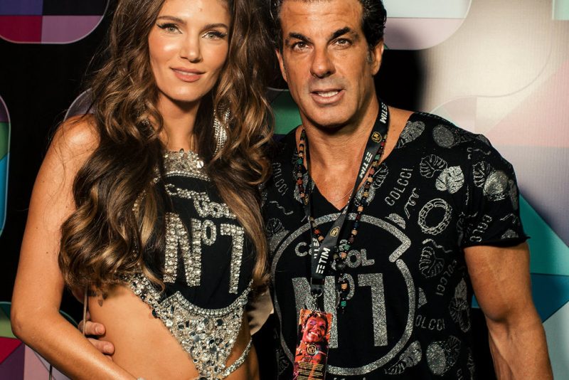 30 anos de Sapucaí - Musas Sabrina Sato, Ísis Valverde, Alessandra Ambrósio e Daniela Sarahyba brilham no Camarote CarnaUOL N°1