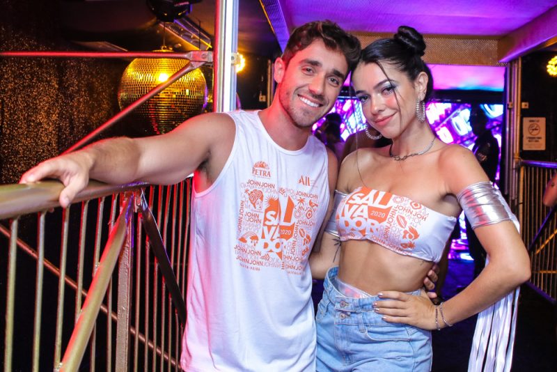 Hot Spot - Alto astral e alegria marcam a segunda noite do Camarote Salvador 2020
