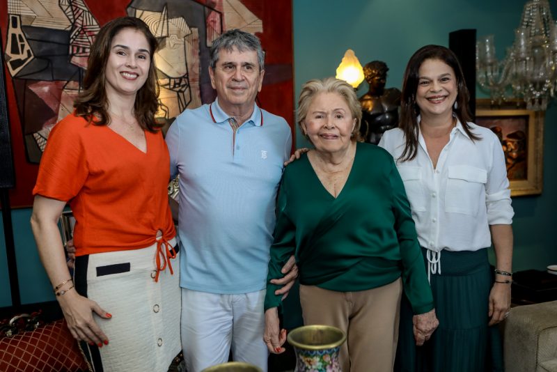 Sessão Parabéns - Chic e Intimista! Foi assim a estreia de Márcio Távora nas sete décadas