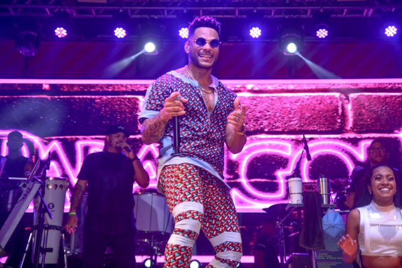 Pré-Carnaval - Movimentando o Terminal Marítimo, Parangolé encerra a temporada do “Meu Bloquinho”