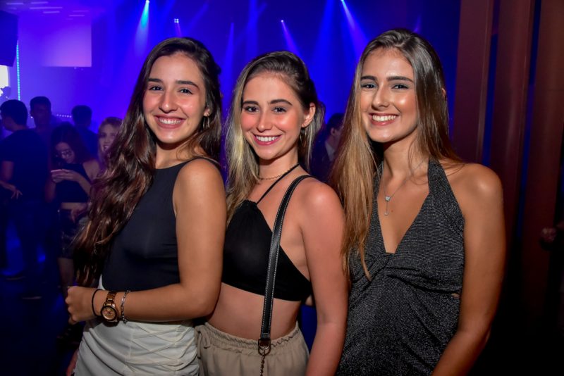 Fervo - DJ Jord Evokings incendeia a pista da Living na privezinha desta sexta-feira