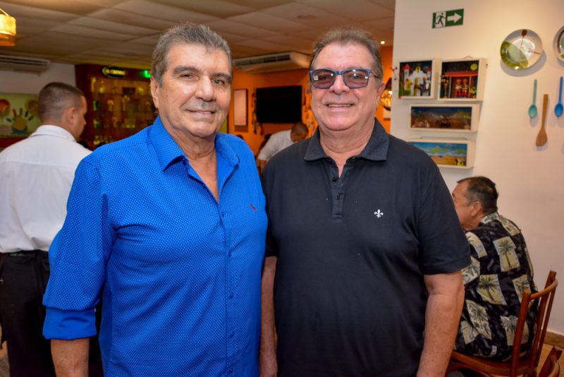 Sessão Parabéns - Alegria e alto astral marcam a troca de idade de Stelinha Frota Salles