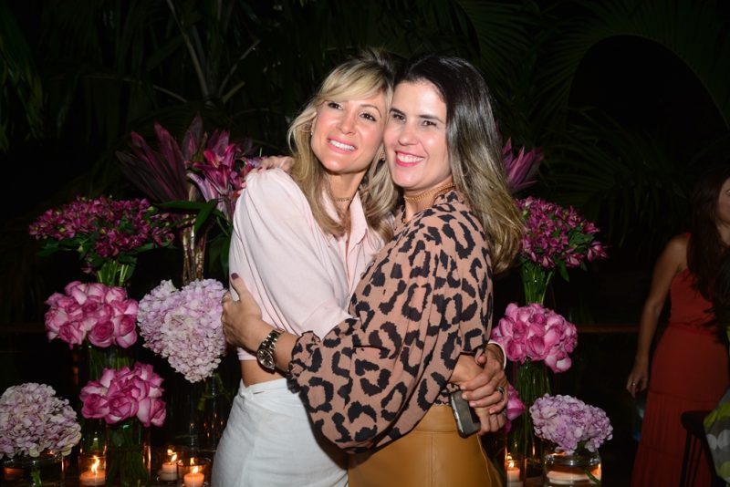 Tim Tim - Bianca Bonorandi celebra a nova idade com festa surpresa no Moleskine Gastrobar