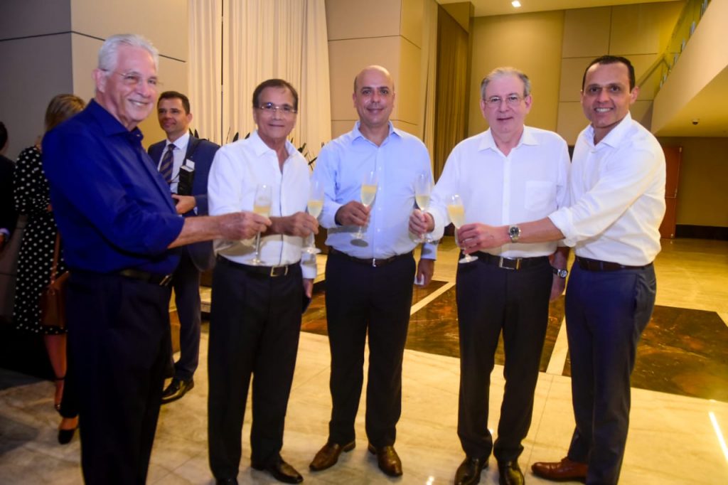 Cef40eb8 705c 40f1 947a 125a9d6a2365