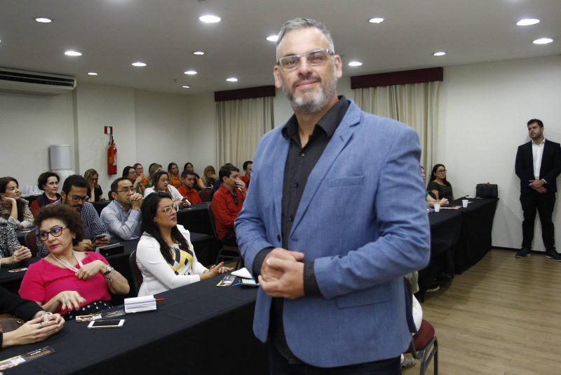 Desenvolvimento Humano - Eduardo Almeida apresenta o Método IKIGAI no Hotel Sonata de Iracema