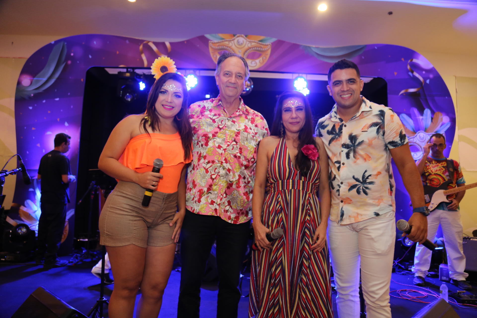 Baile da Saudade sacode o RioMar Fortaleza durante o weekend. Confira como foi! Baile da Saudade sacode o RioMar Fortaleza durante o weekend. Confira como foi!