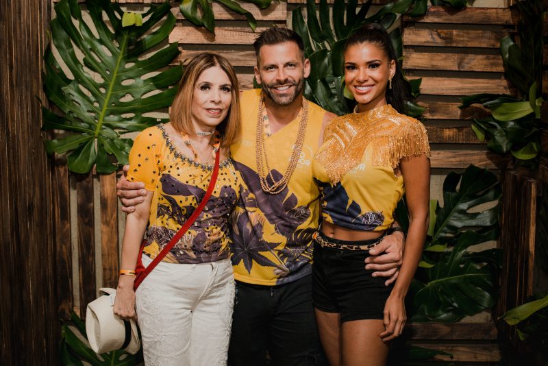Liege Monteiro, Henri Castelli E Jakelyne Oliveira Foto Thiago Cardodo Forever Filmes