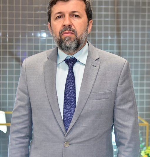 Élcio Batista e Flávio Ataliba esclarecem sobre a retomada econômica no Ceará Élcio Batista e Flávio Ataliba esclarecem sobre a retomada econômica no Ceará