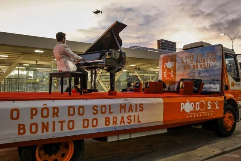 Projeto Pôr do Sol repete homenagem aos profissionais de saúde no próximo domingo Projeto Pôr do Sol repete homenagem aos profissionais de saúde no próximo domingo