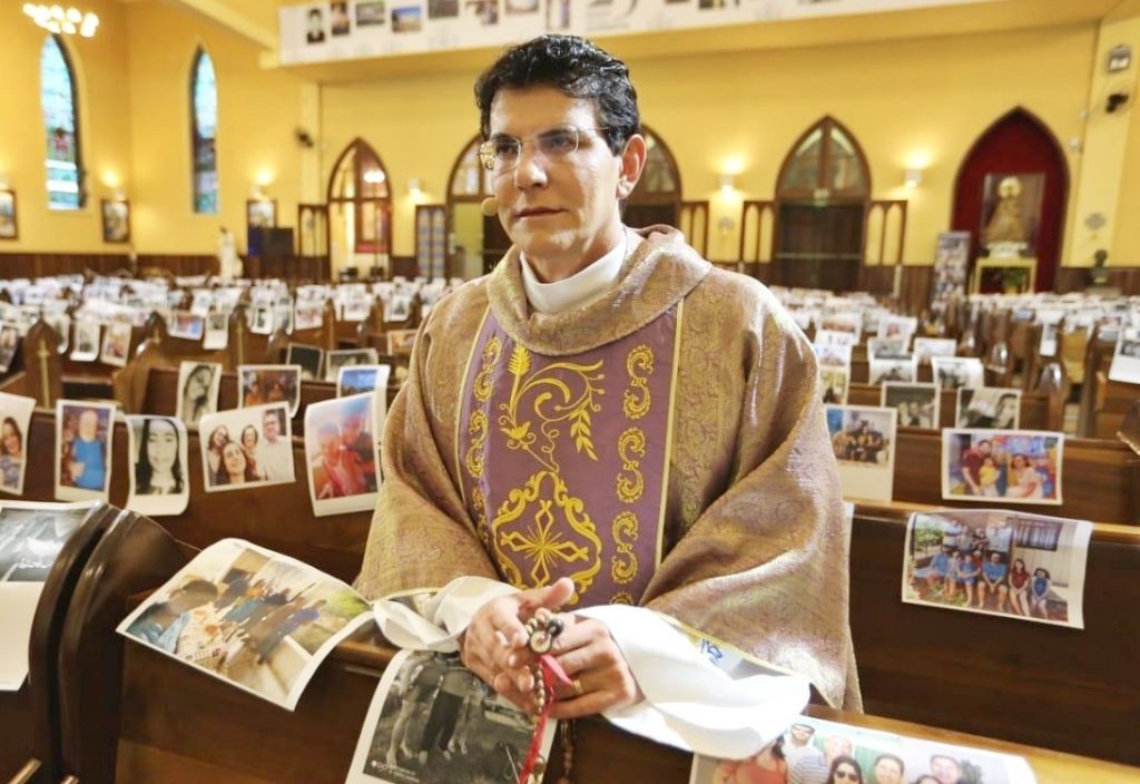 Padre Reginaldo Manzotti emociona o público no Gramadão de Itaipu - Massa  News