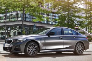 Bmw 330e Chega Ao Brasil Por R 269950 1587667967209 V2 1920x1279