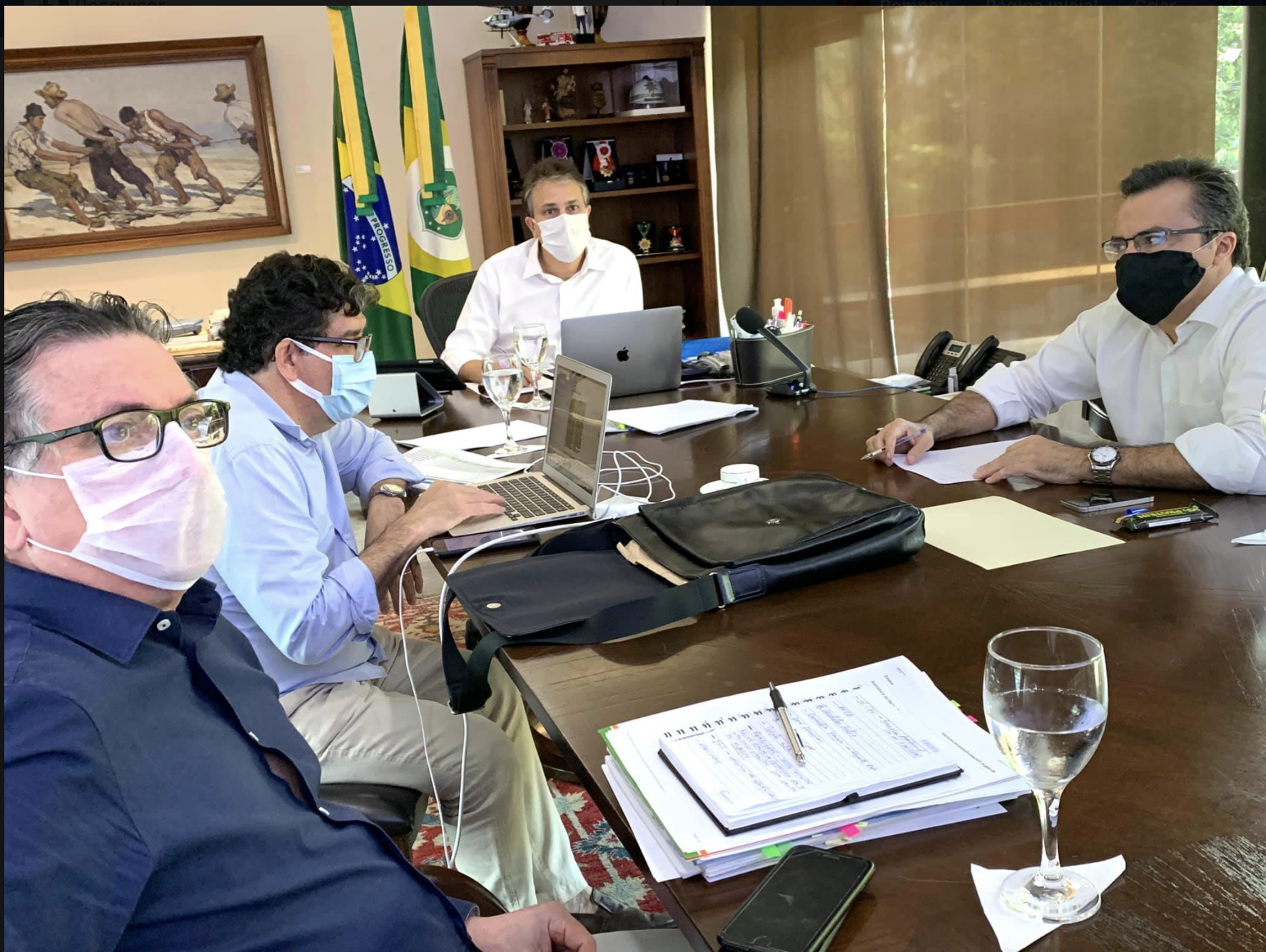 Camilo Santana define neste sábado se avança para a próxima fase do Plano de Retomada Camilo Santana define neste sábado se avança para a próxima fase do Plano de Retomada