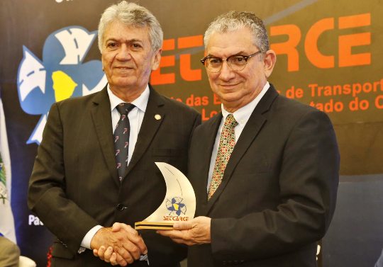 Setcarce e Fetranslog focam trabalho na recuperação econômica das empresas Setcarce e Fetranslog focam trabalho na recuperação econômica das empresas