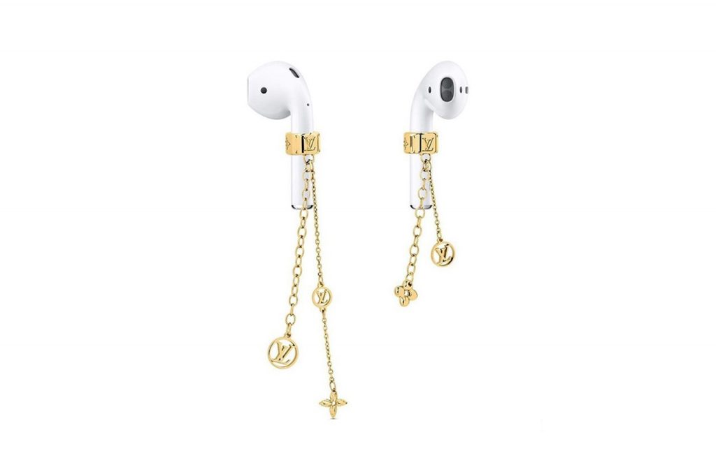 Https Hypebeast.com Image 2020 07 Louis Vuitton Gold Monogram Wireless Earphone Earrings First Look 1