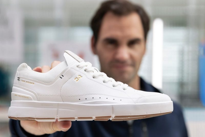 Roger Federer lança tênis de couro vegano com marca suíça Roger Federer lança tênis de couro vegano com marca suíça