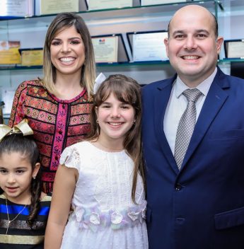 O aniversário é do prefeito Roberto Cláudio, mas quem ganha o presente é Fortaleza O aniversário é do prefeito Roberto Cláudio, mas quem ganha o presente é Fortaleza