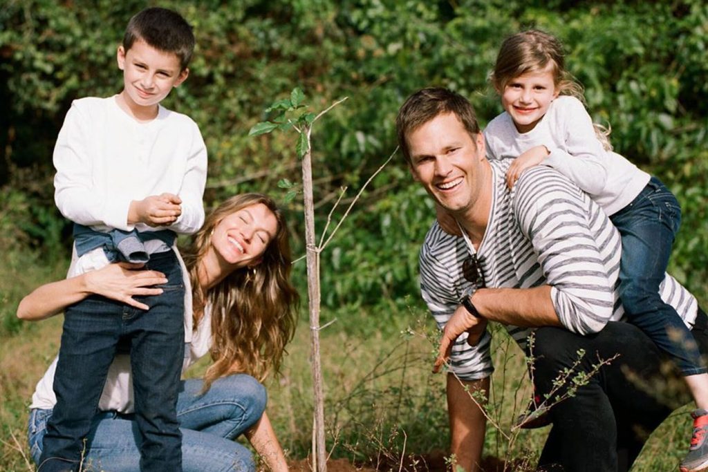 Gisele Bündchen Plantando árvores2