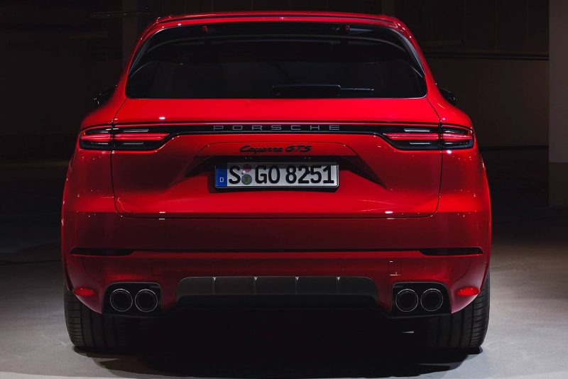 Novo Porsche Cayenne GTS fica mais potente e já tem data de lançamento Novo Porsche Cayenne GTS fica mais potente e já tem data de lançamento