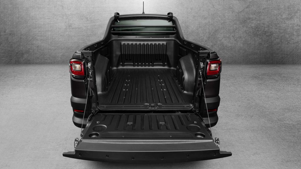 Fiat Strada Cabine Plus 2021 (1)