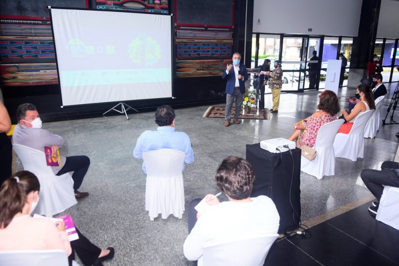 Galeria - Assis Cavalcante pilota o lançamento do Fortaleza Liquida 2020
