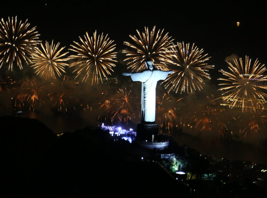 Reveillon Rio Janeiro Cristo Redentor 868x644