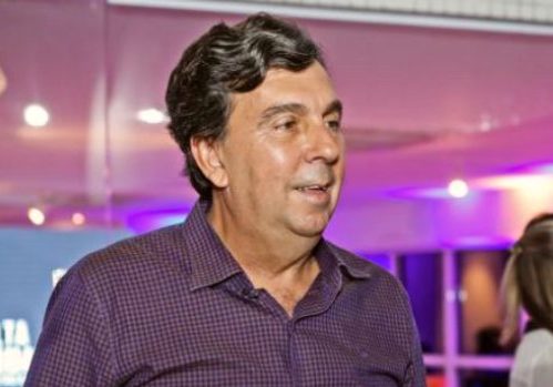 João Mendonça recebe Pedro Lima para mostrar o Club Café Reserva da Família João Mendonça recebe Pedro Lima para mostrar o Club Café Reserva da Família