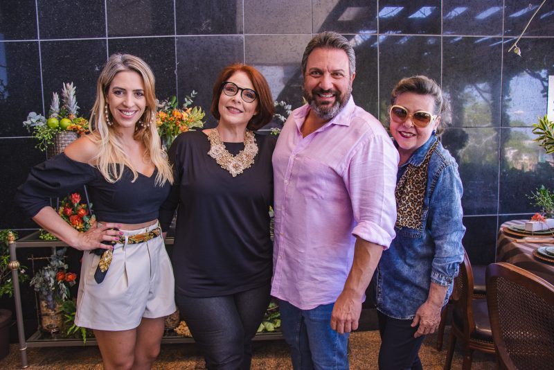 New IN - Book Festas pilota almoço em torno da turma da ambientação e dos eventos no Gran Marquise Hotel
