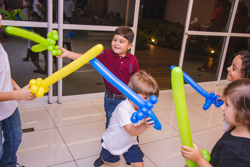 Rá-Tim-Bum - Pompeuzinho Vasconcelos completa 5 anos e ganha festa inspirada nos carrinhos Hot Wheels