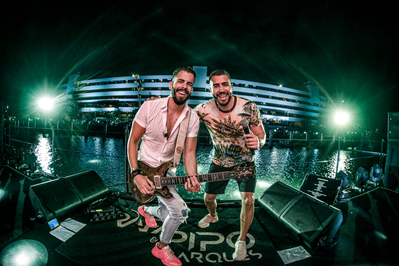 Rafaepipomfortxhose Alo Alo Bahia