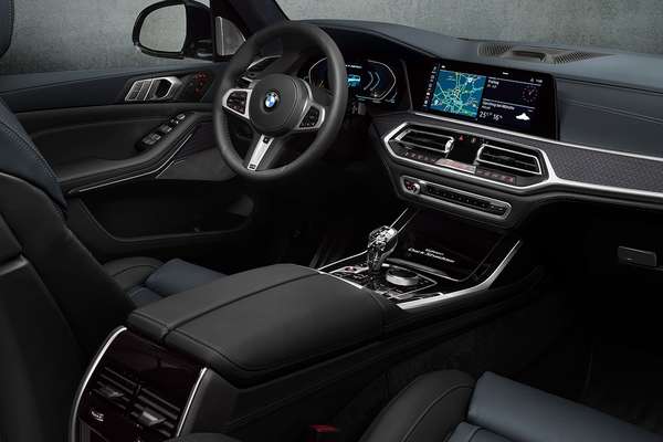 Bmw X7 Dark Shadow 8