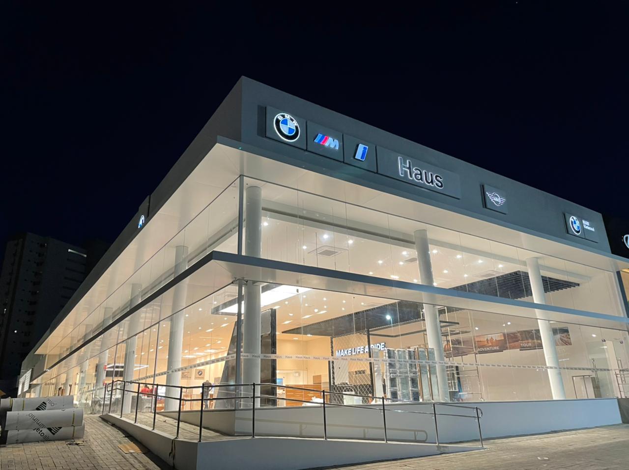 De endereço novo, Concessionária Haus Fortaleza espera fazer ótimos negócios com a BMW e Mini De endereço novo, Concessionária Haus Fortaleza espera fazer ótimos negócios com a BMW e Mini