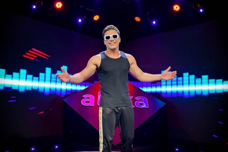 Wesley Safadão vai cantar seus grandes sucessos na live do projeto “TBT”. Vem saber! Wesley Safadão vai cantar seus grandes sucessos na live do projeto “TBT”. Vem saber!