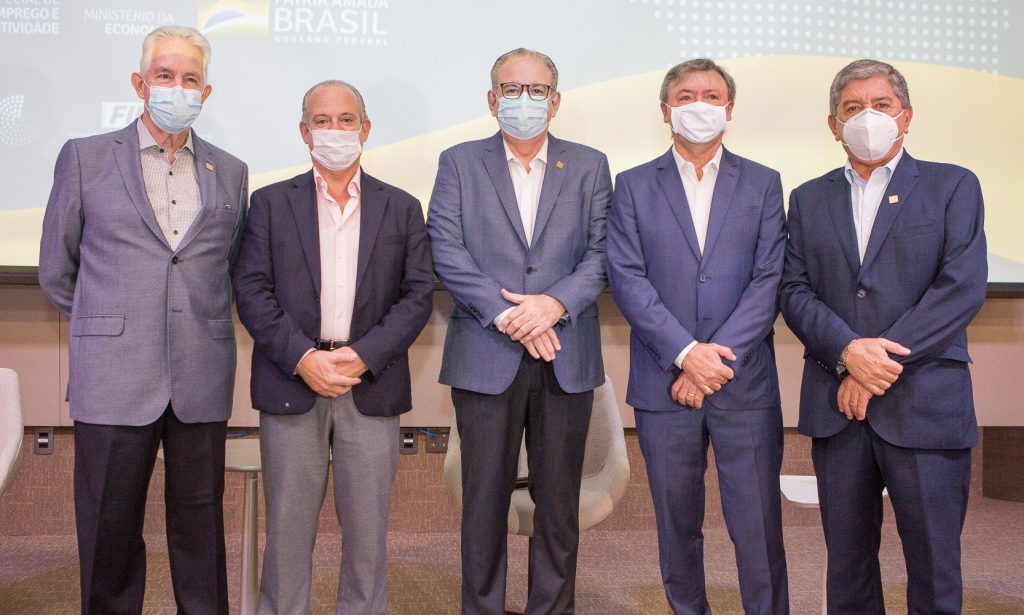 Carlos Prado, Jorge Luiz Lima, Ricardo Cavalcante, Mauricio Filizola, E Sampaio Filho