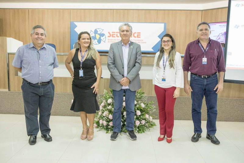 Cerimônia híbrida - Nova diretoria do Setcarce é empossada para o período 2021/2025
