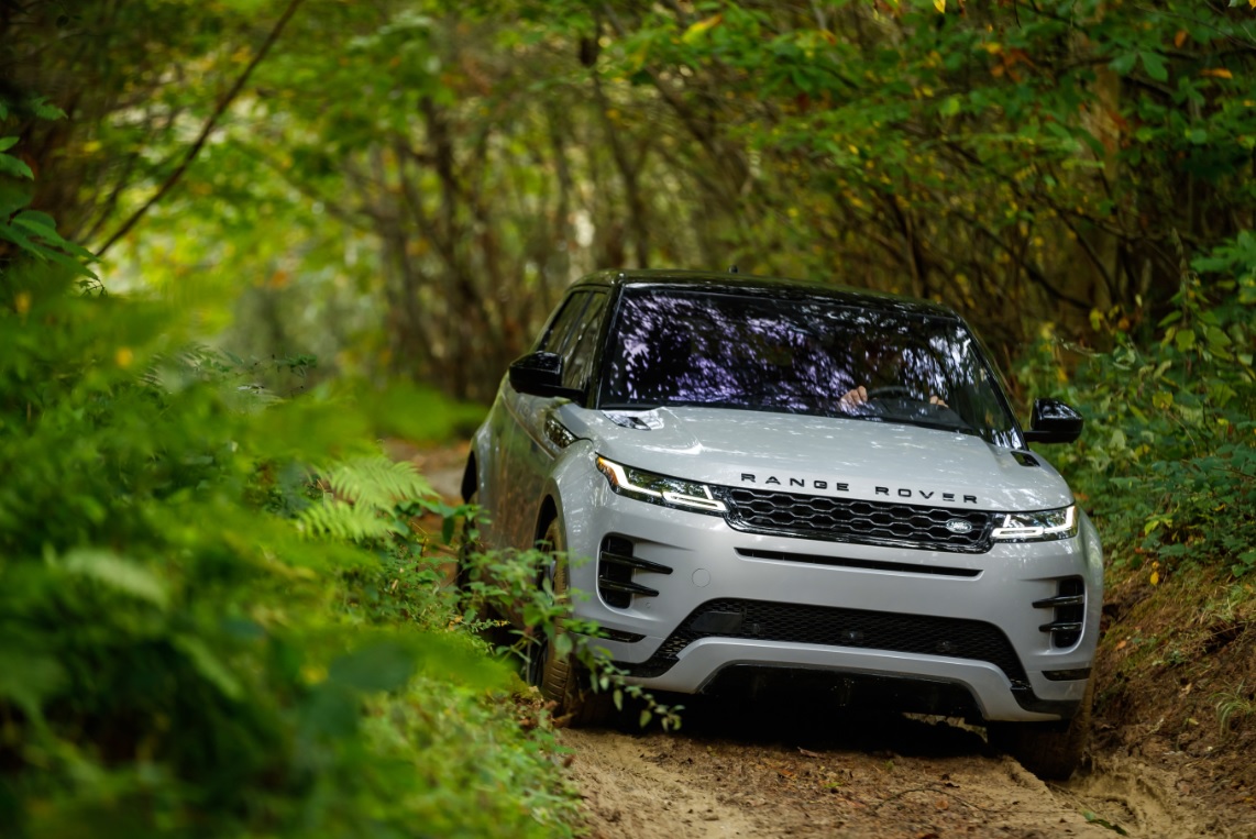 Jaguar Land Rover anuncia retomada da produção do Range Rover Evoque no Brasil Jaguar Land Rover anuncia retomada da produção do Range Rover Evoque no Brasil