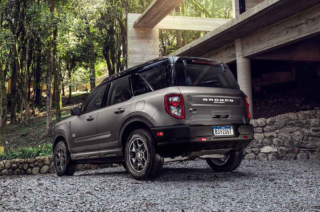 Ford Bronco Wildtrak 4