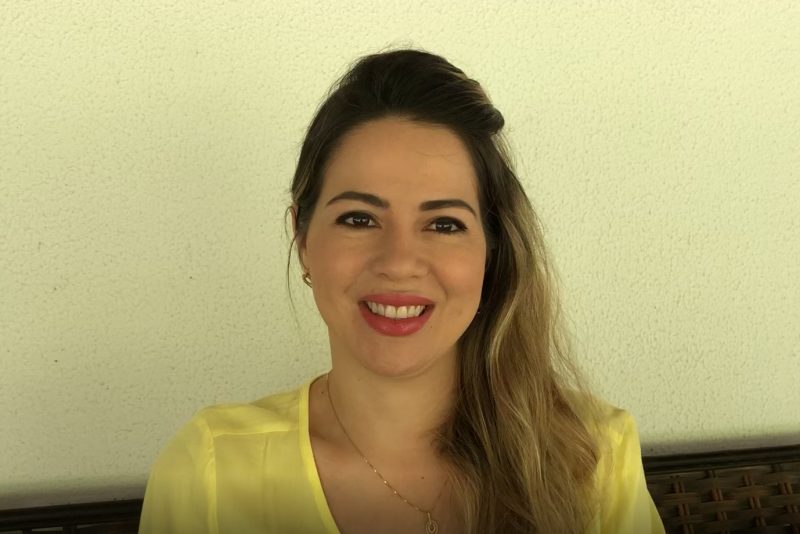 Onélia Santana fala de sua gravidez em mensagem especial para o Dia das Mães Onélia Santana fala de sua gravidez em mensagem especial para o Dia das Mães