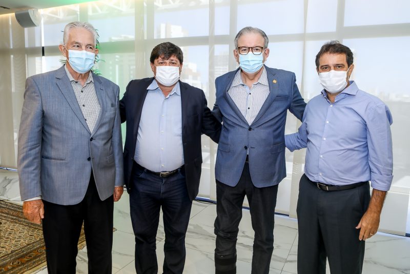 pandemia e desenvolvimento - Ricardo Cavalcante recebe o presidente da AL, Evandro Leitão, e comitiva de parlamentares na FIEC